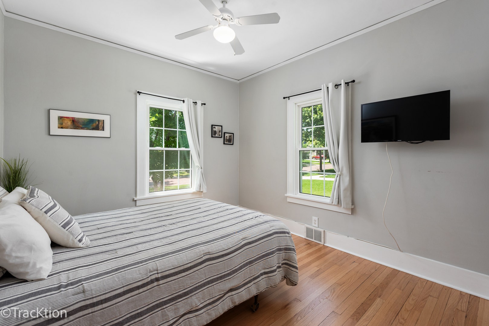 4941 Oakwood Avenue, Downers Grove, IL 60515 4941 Oakwood Avenue, Downers Grove, IL 60515