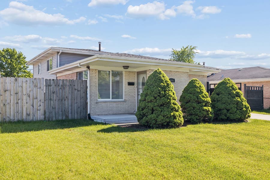 Property photo for 4343 Henry Street, Oak Forest, IL