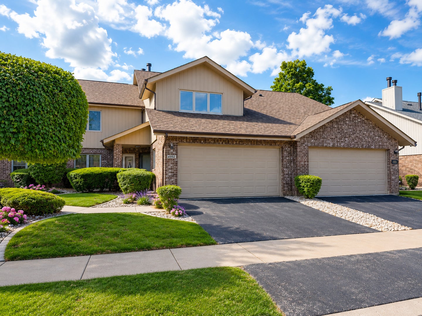 8952 Silverdale Drive, #7B, Orland Park, IL 60462 8952 Silverdale Drive, #7B, Orland Park, IL 60462
