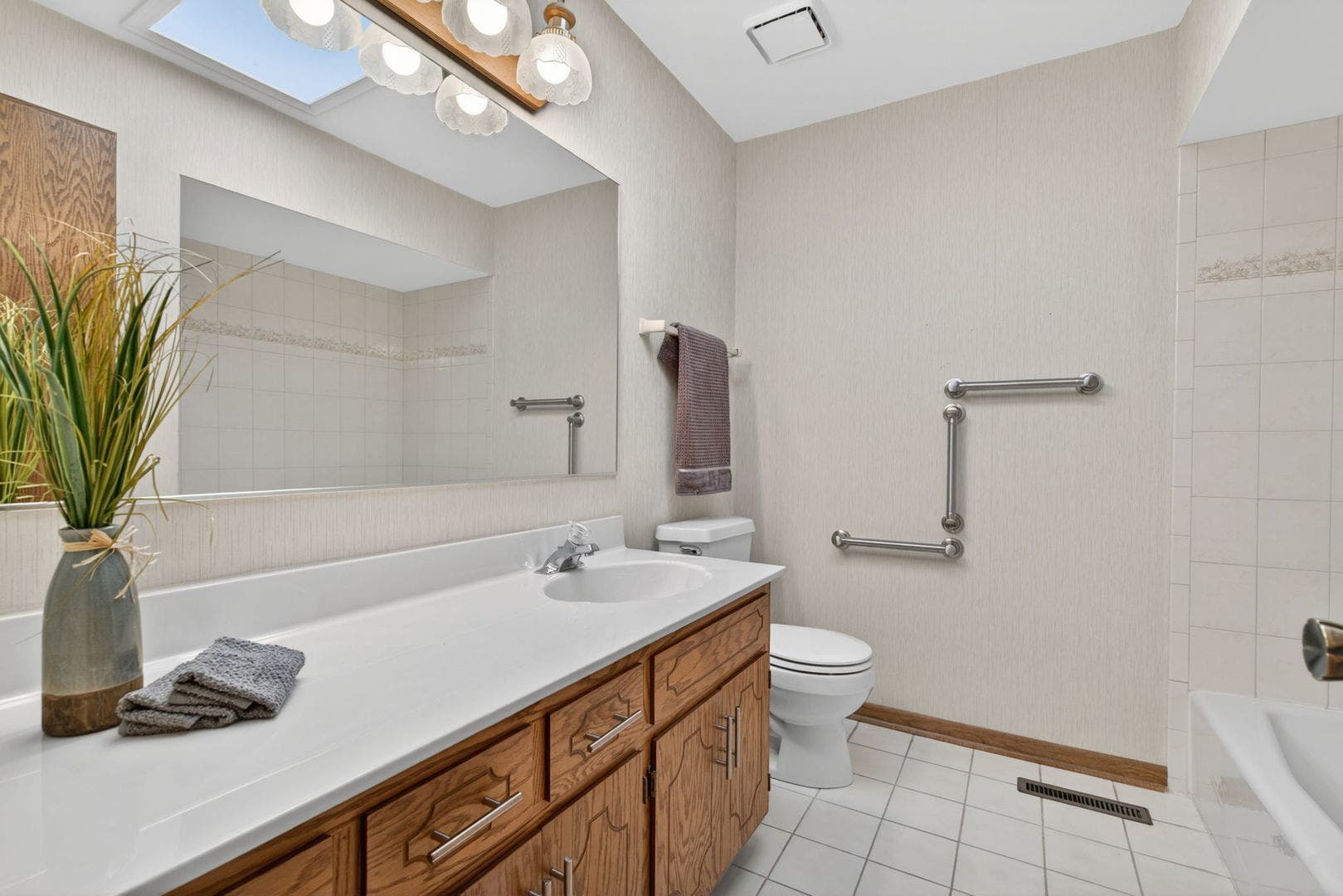 18158 Vermont Court, Orland Park, IL 60467 18158 Vermont Court, Orland Park, IL 60467
