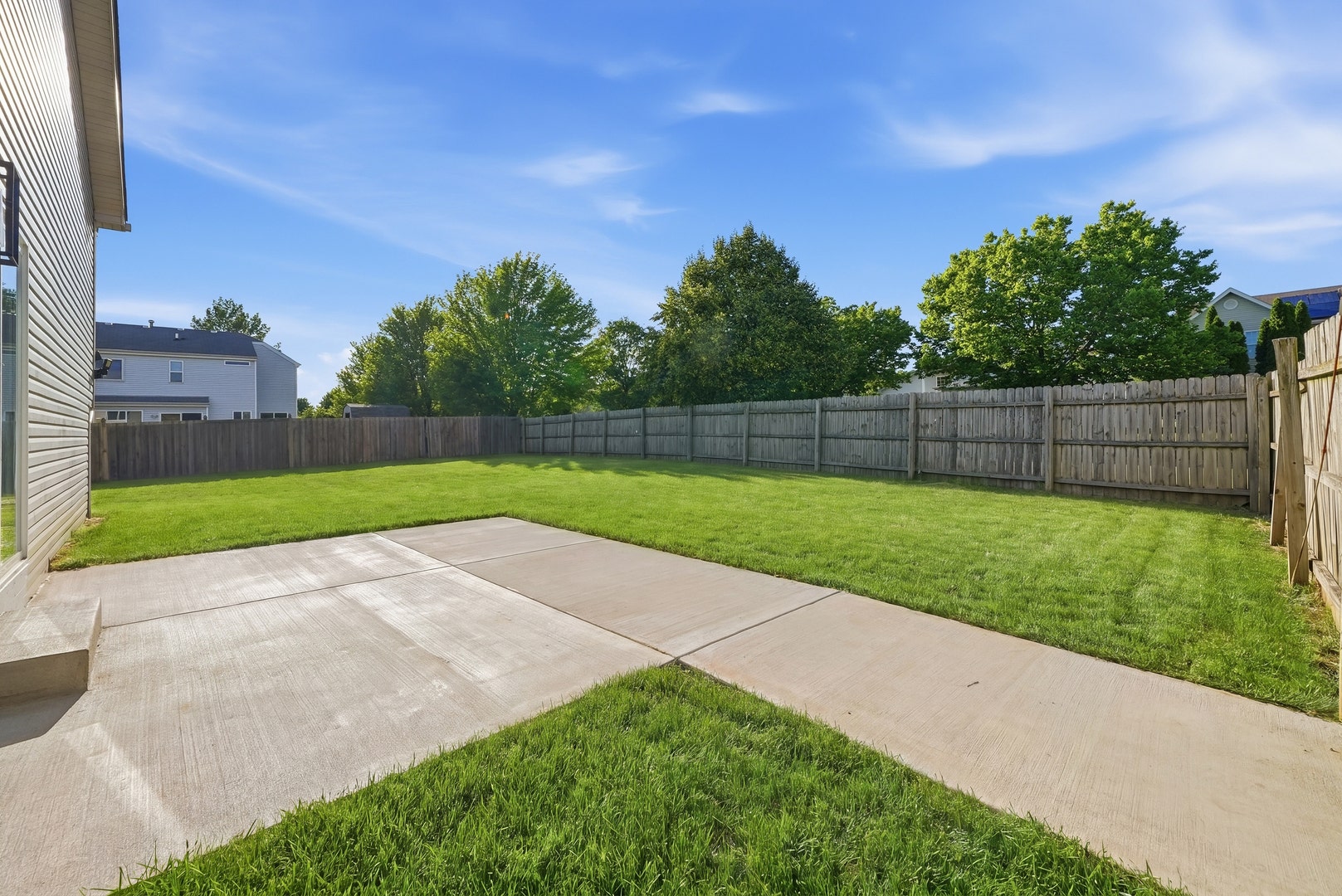 805 Thorn Creek Drive, Joliet, IL 60436 805 Thorn Creek Drive, Joliet, IL 60436
