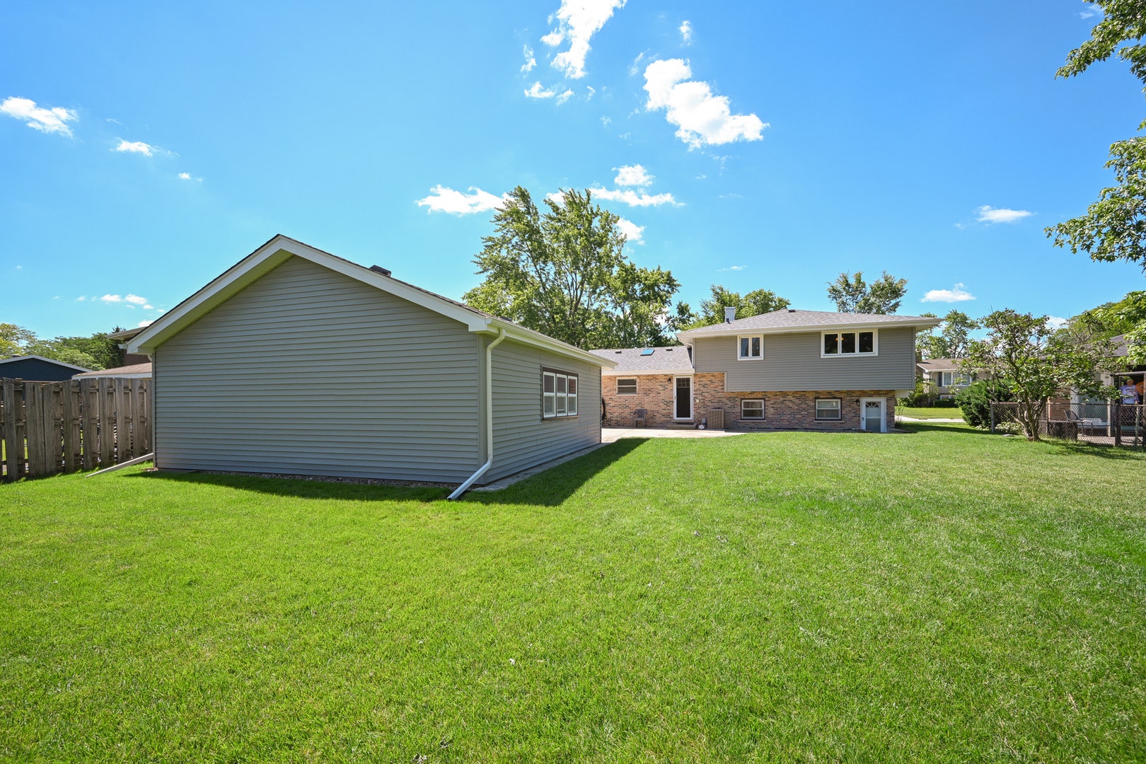 9920 La Reina Real Street, Orland Park, IL 60462 9920 La Reina Real Street, Orland Park, IL 60462
