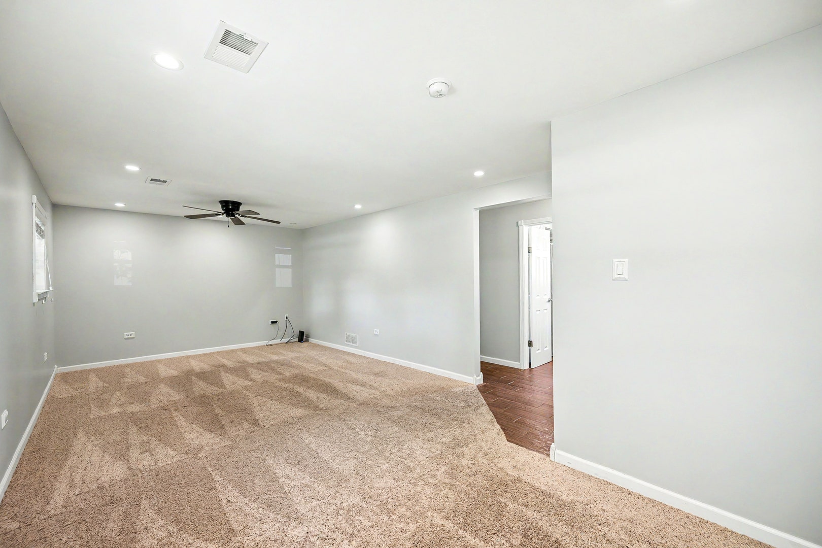 9920 La Reina Real Street, Orland Park, IL 60462 9920 La Reina Real Street, Orland Park, IL 60462