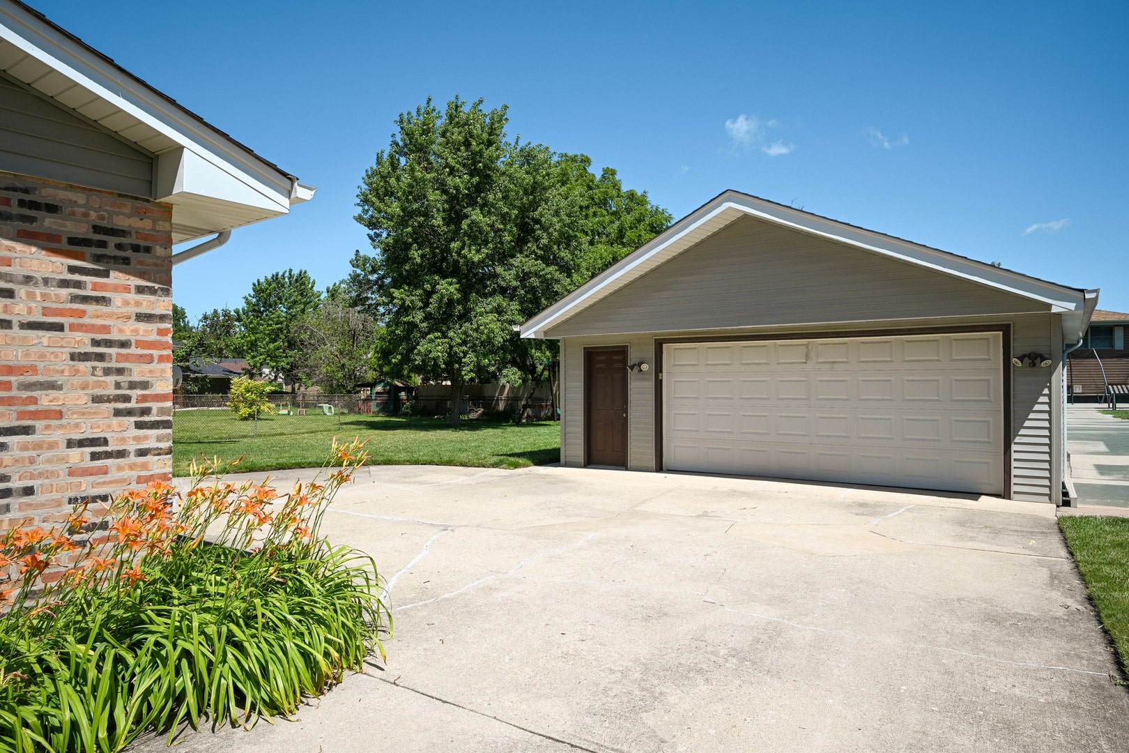 9920 La Reina Real Street, Orland Park, IL 60462 9920 La Reina Real Street, Orland Park, IL 60462