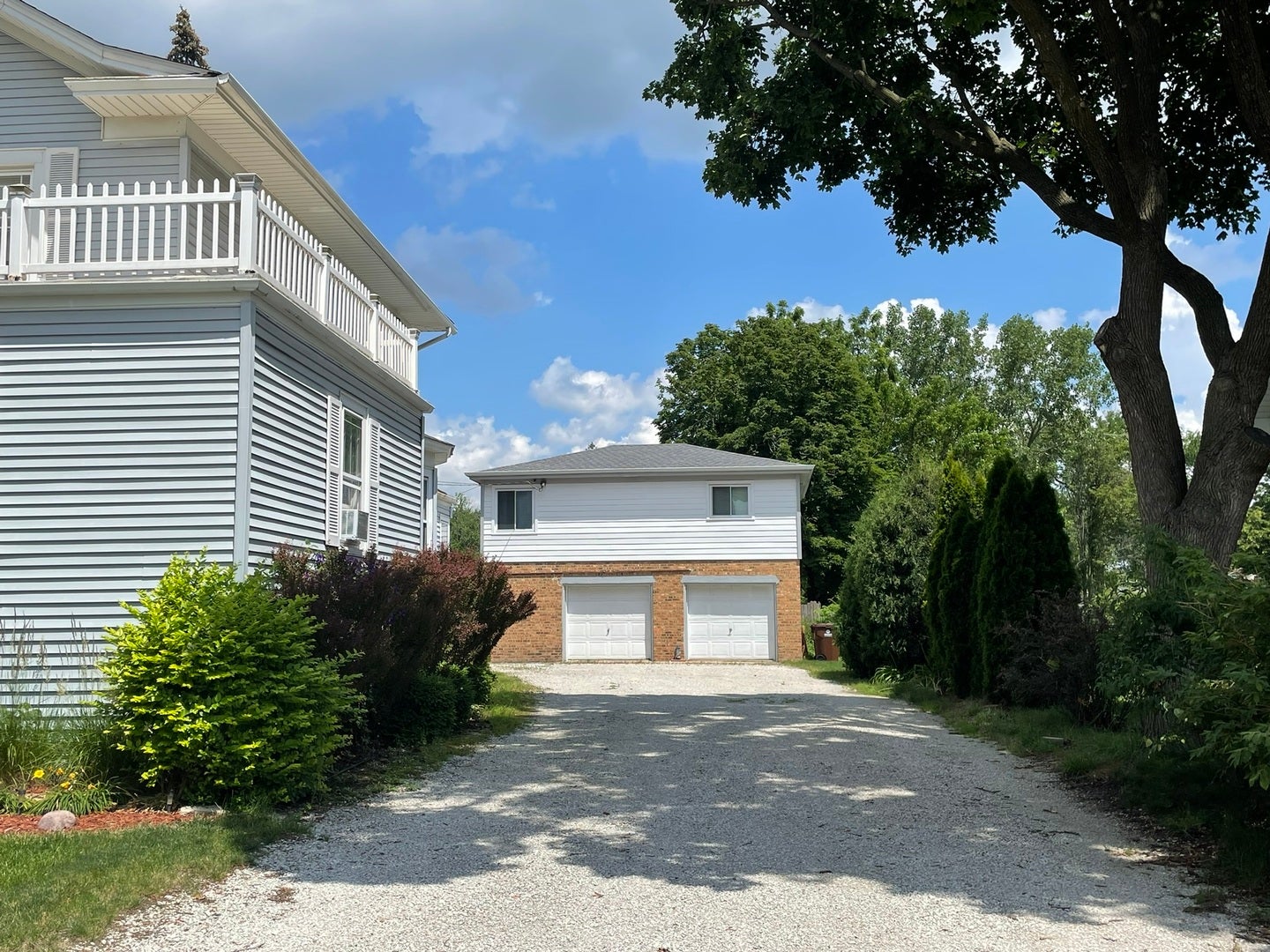 6872 W 173rd Place SW, Tinley Park, IL 60477 6872 W 173rd Place SW, Tinley Park, IL 60477