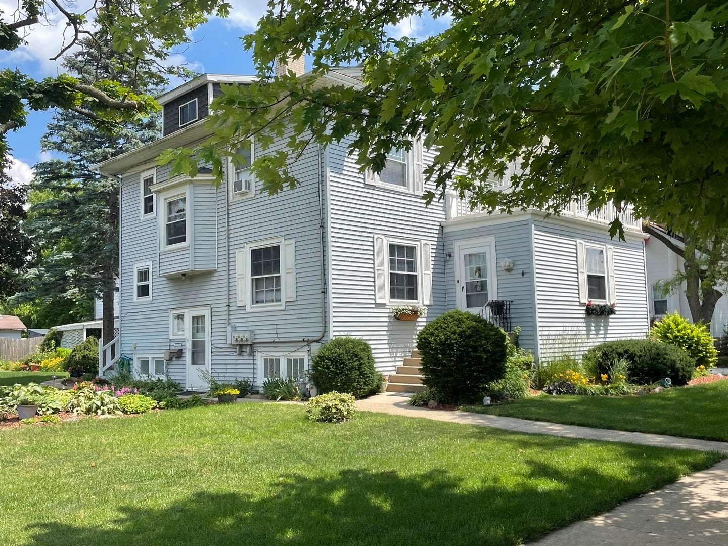 6872 W 173rd Place SW, Tinley Park, IL 60477 6872 W 173rd Place SW, Tinley Park, IL 60477