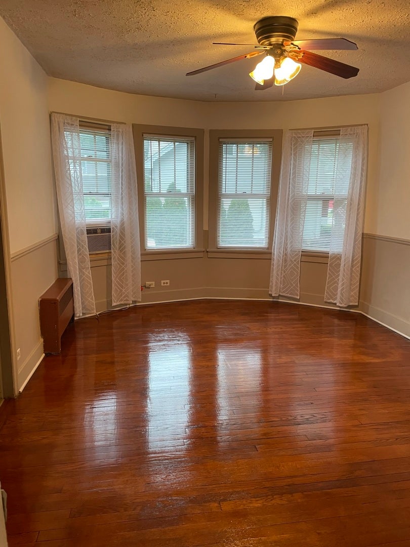 6872 W 173rd Place SW, Tinley Park, IL 60477 1st floor