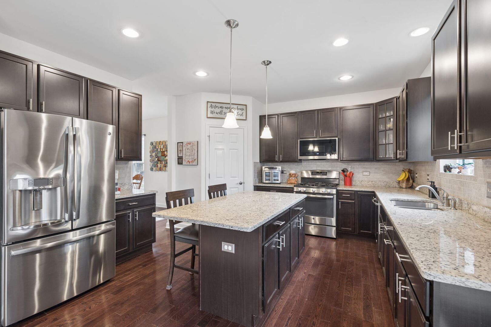 903 Foxview Drive, Joliet, IL 60431 903 Foxview Drive, Joliet, IL 60431