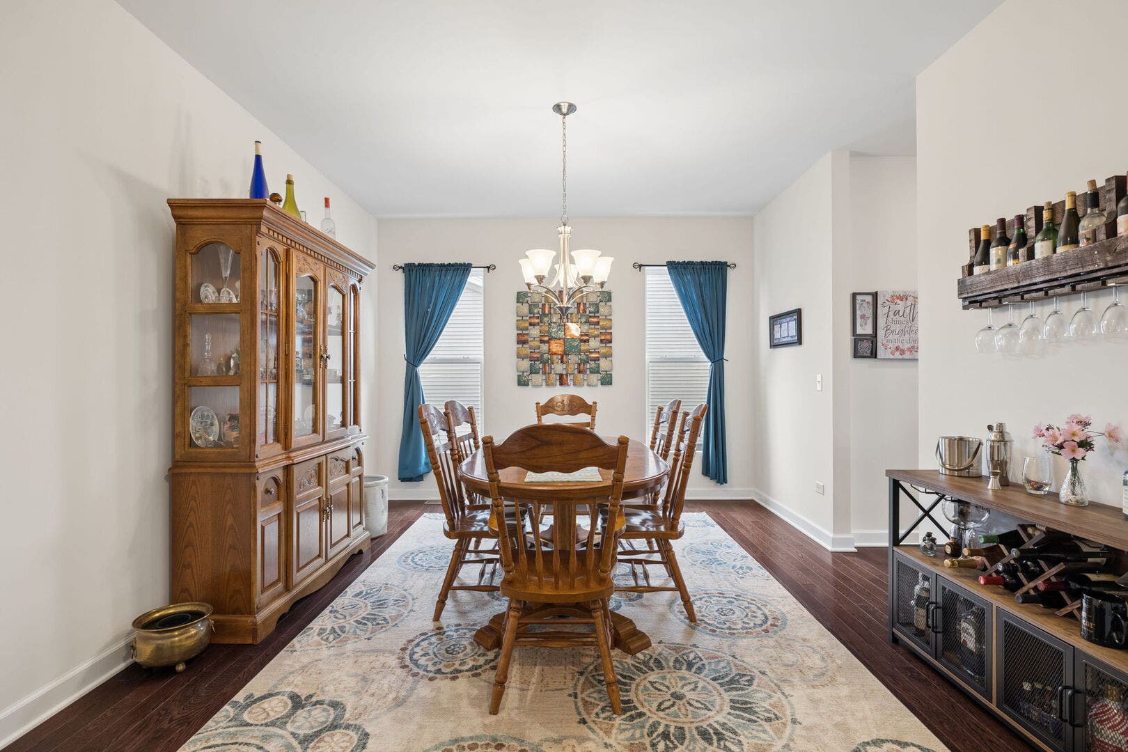 903 Foxview Drive, Joliet, IL 60431 903 Foxview Drive, Joliet, IL 60431