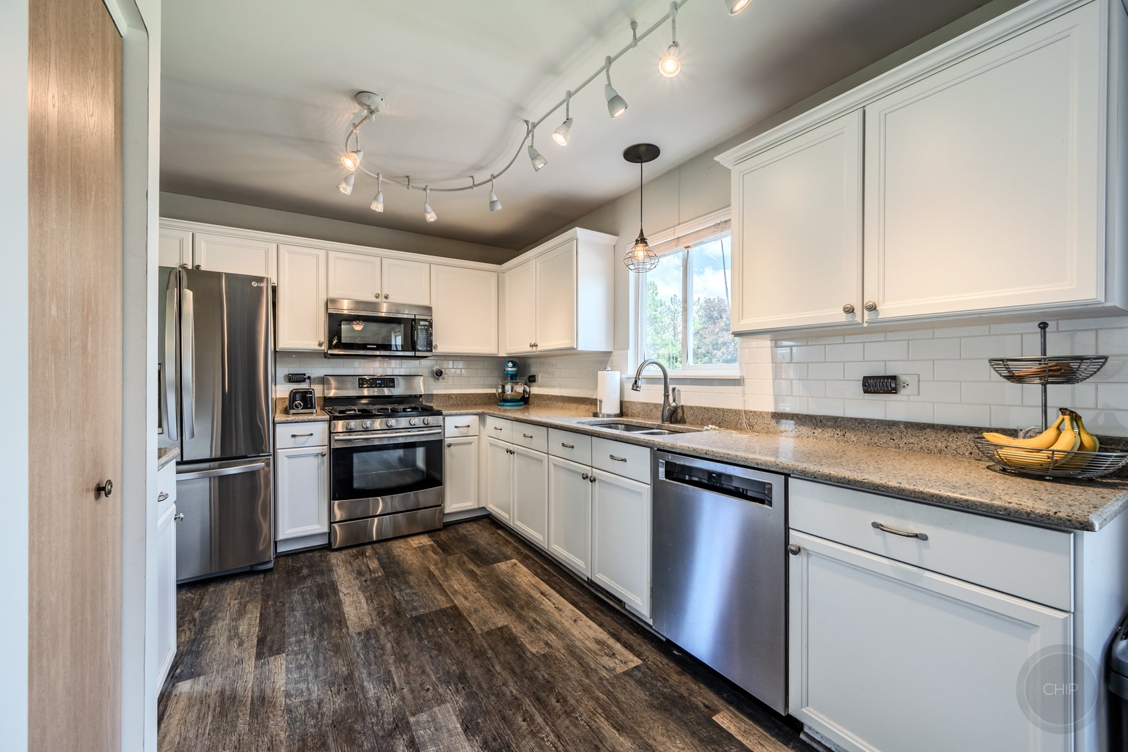 299 Clarendon Lane, Bolingbrook, IL 60440