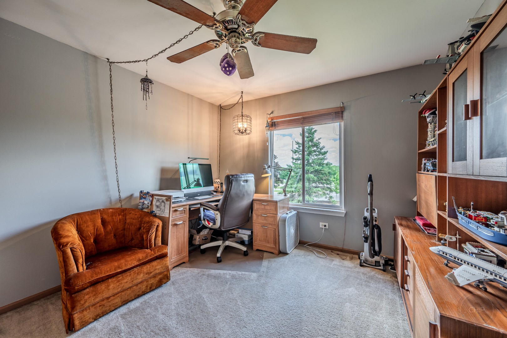 299 Clarendon Lane, Bolingbrook, IL 60440