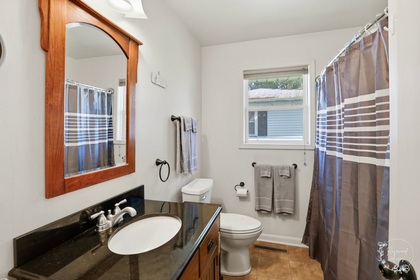 2205 W Hickory Street, Kankakee, IL 60901 2205 W Hickory Street, Kankakee, IL 60901