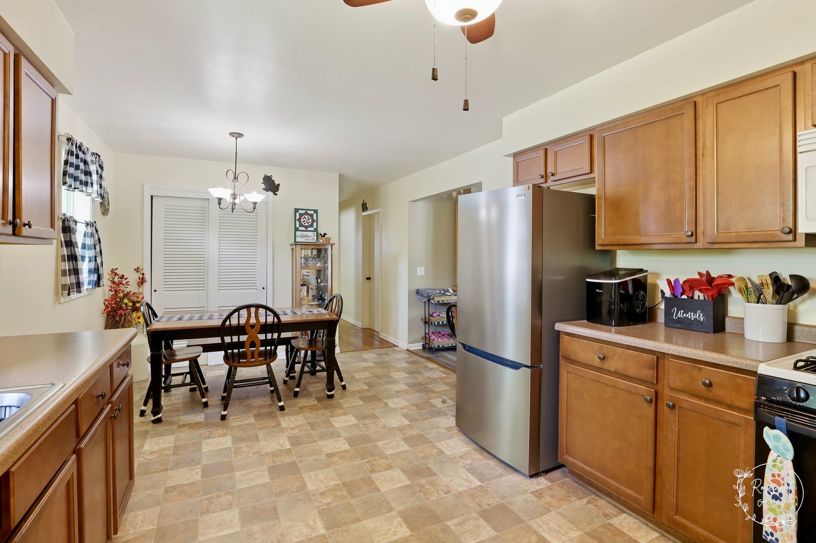 2205 W Hickory Street, Kankakee, IL 60901 2205 W Hickory Street, Kankakee, IL 60901