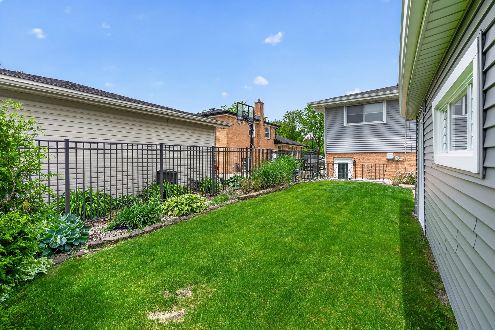 7625 173rd Street, Tinley Park, IL 60477 7625 173rd Street, Tinley Park, IL 60477