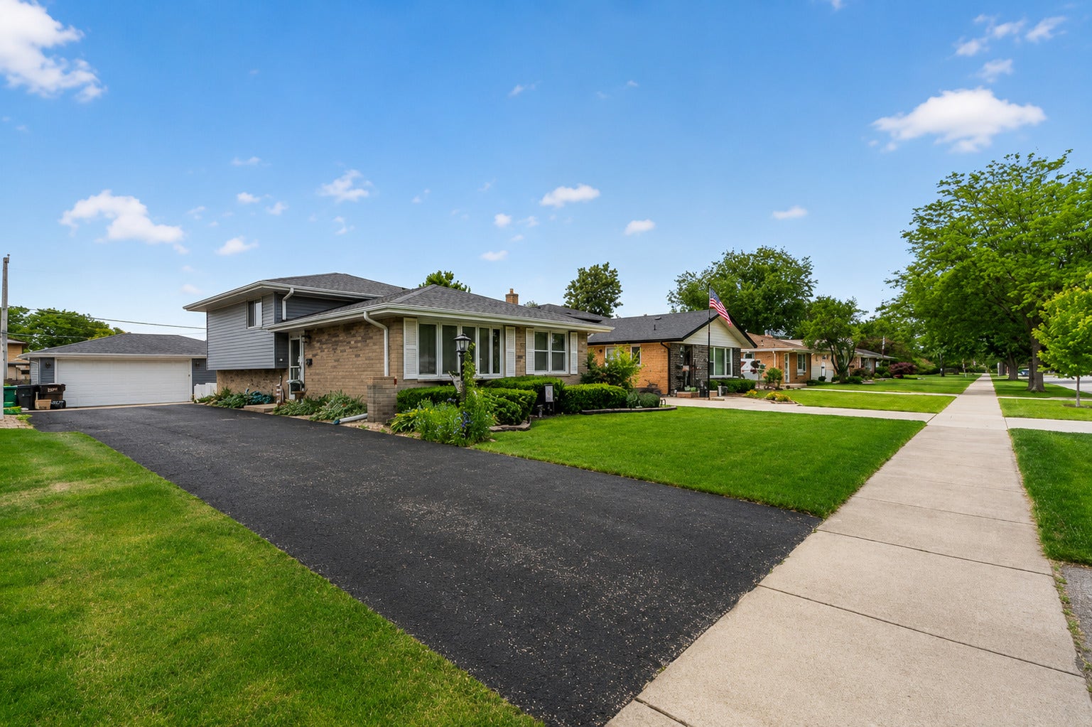 7625 173rd Street, Tinley Park, IL 60477 7625 173rd Street, Tinley Park, IL 60477
