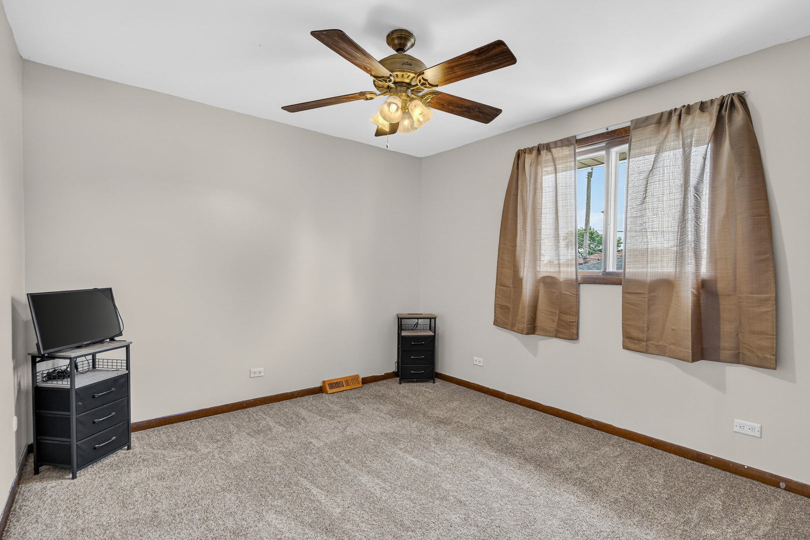 7625 173rd Street, Tinley Park, IL 60477 7625 173rd Street, Tinley Park, IL 60477
