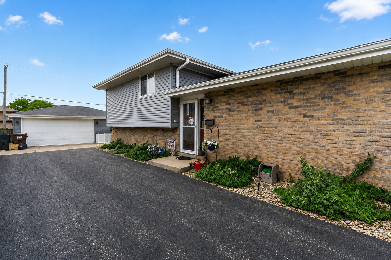 7625 173rd Street, Tinley Park, IL 60477 7625 173rd Street, Tinley Park, IL 60477