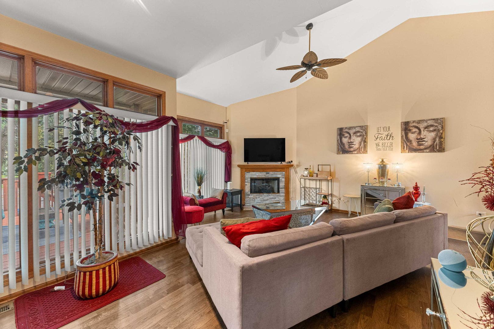 6930 Lexington Court, Tinley Park, IL 60477
