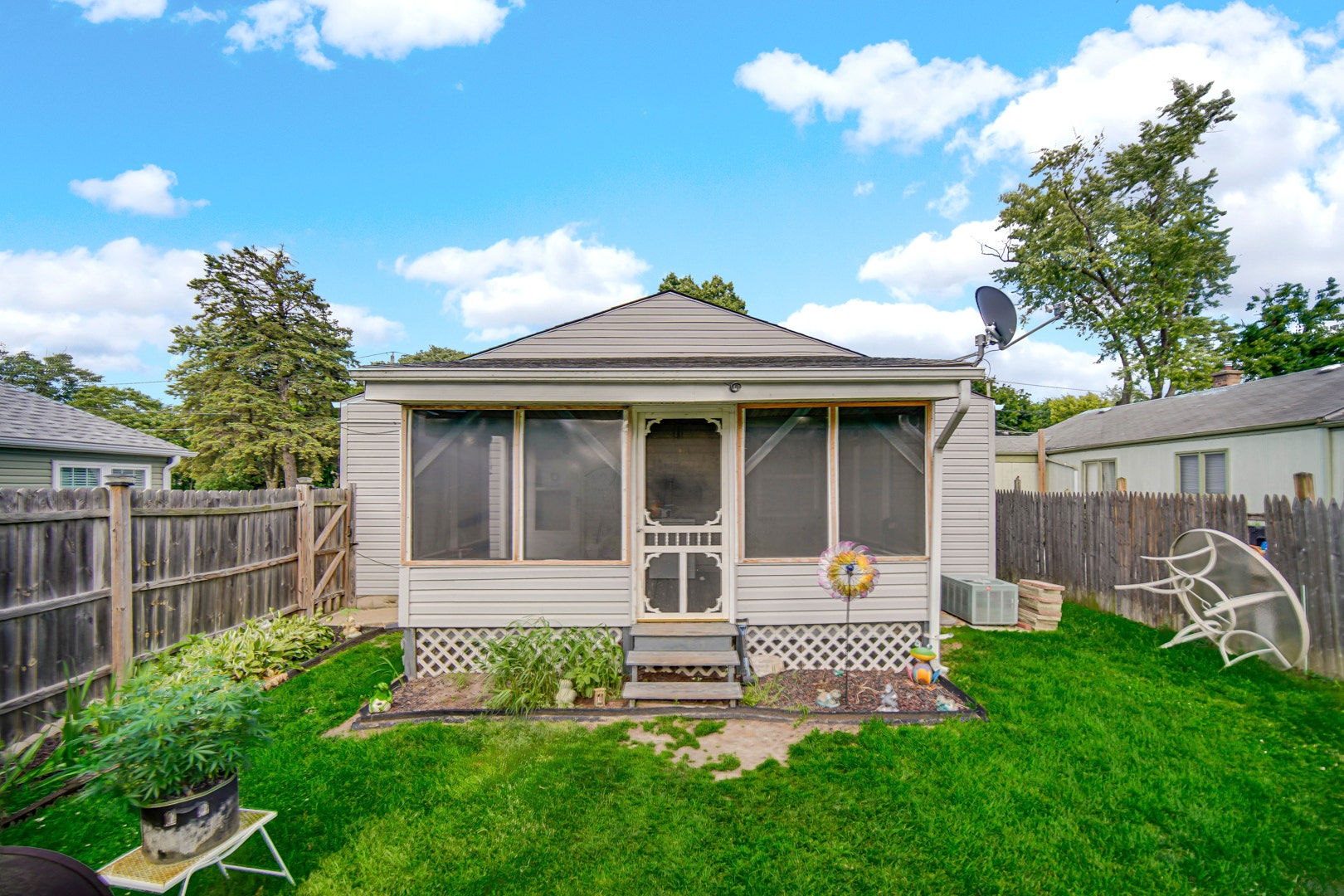 16914 Sayre Avenue, Tinley Park, IL 60477