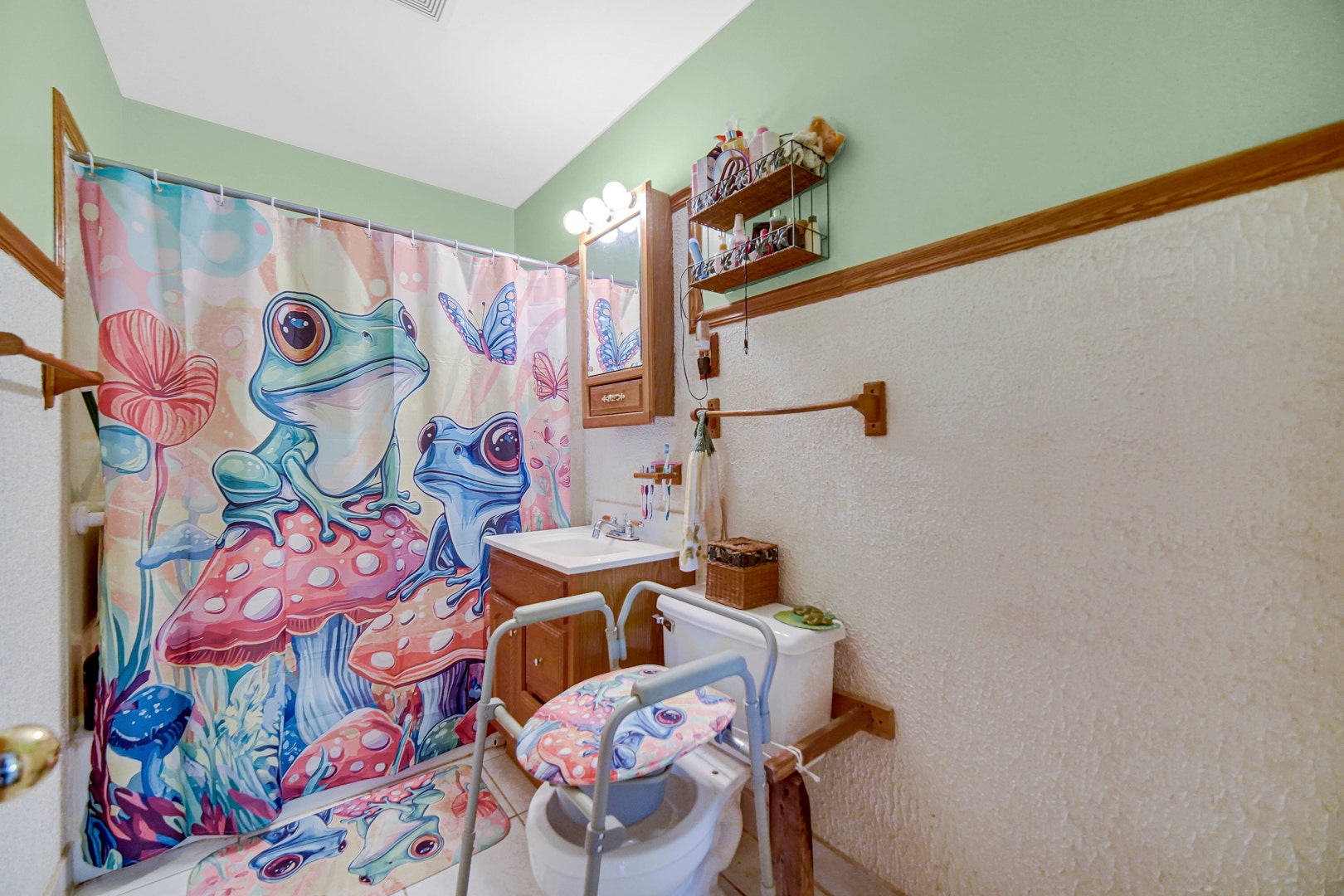 16914 Sayre Avenue, Tinley Park, IL 60477