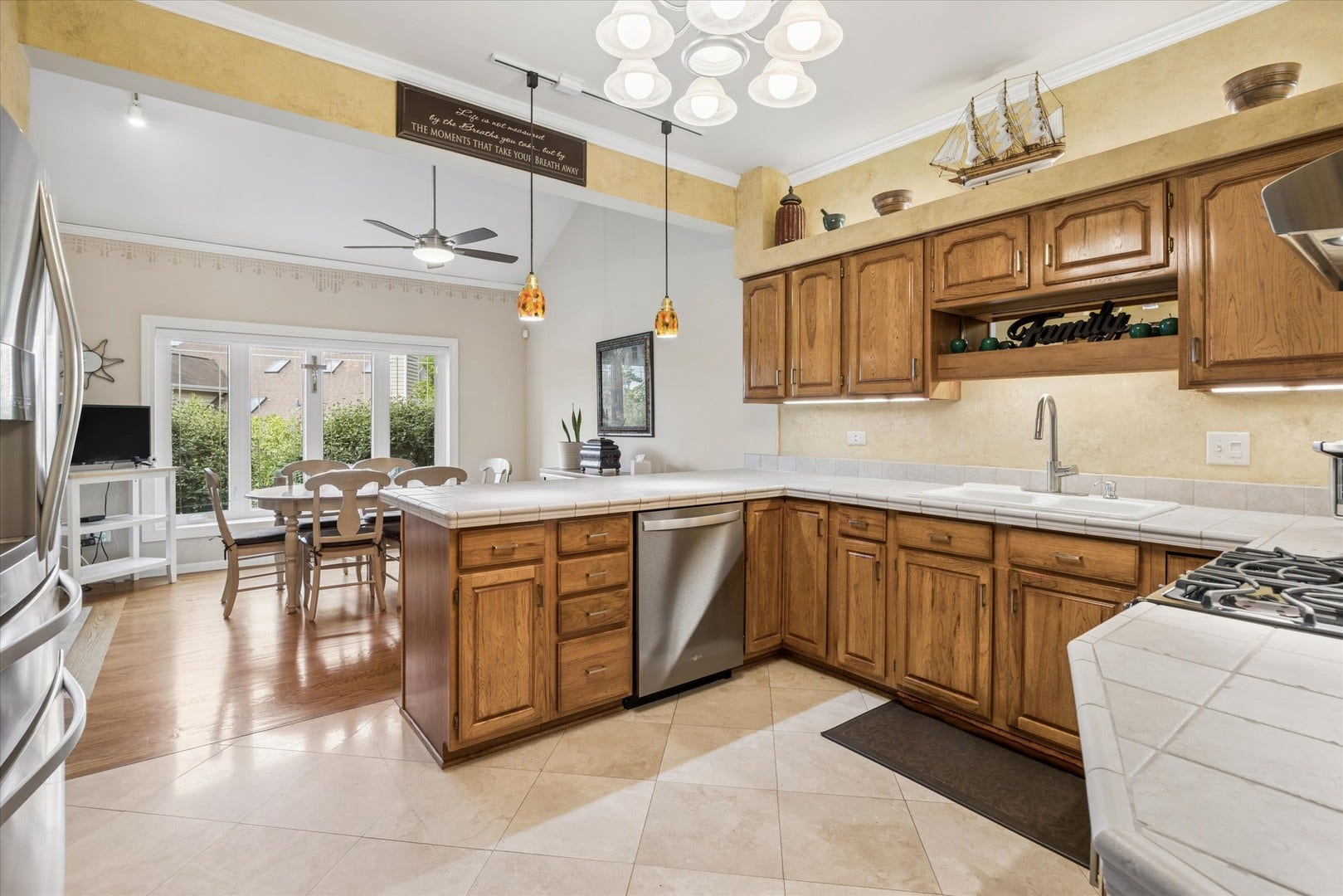 16814 Cardinal Drive, Orland Park, IL 60467 16814 Cardinal Drive, Orland Park, IL 60467