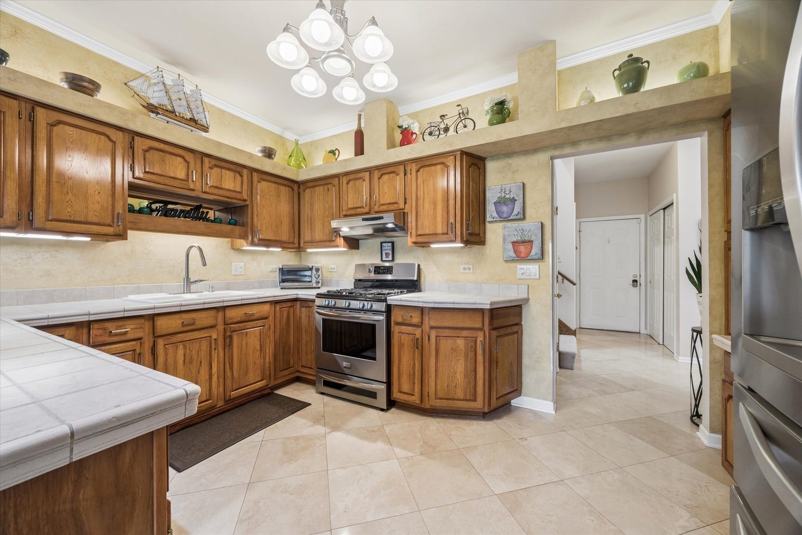 16814 Cardinal Drive, Orland Park, IL 60467 16814 Cardinal Drive, Orland Park, IL 60467