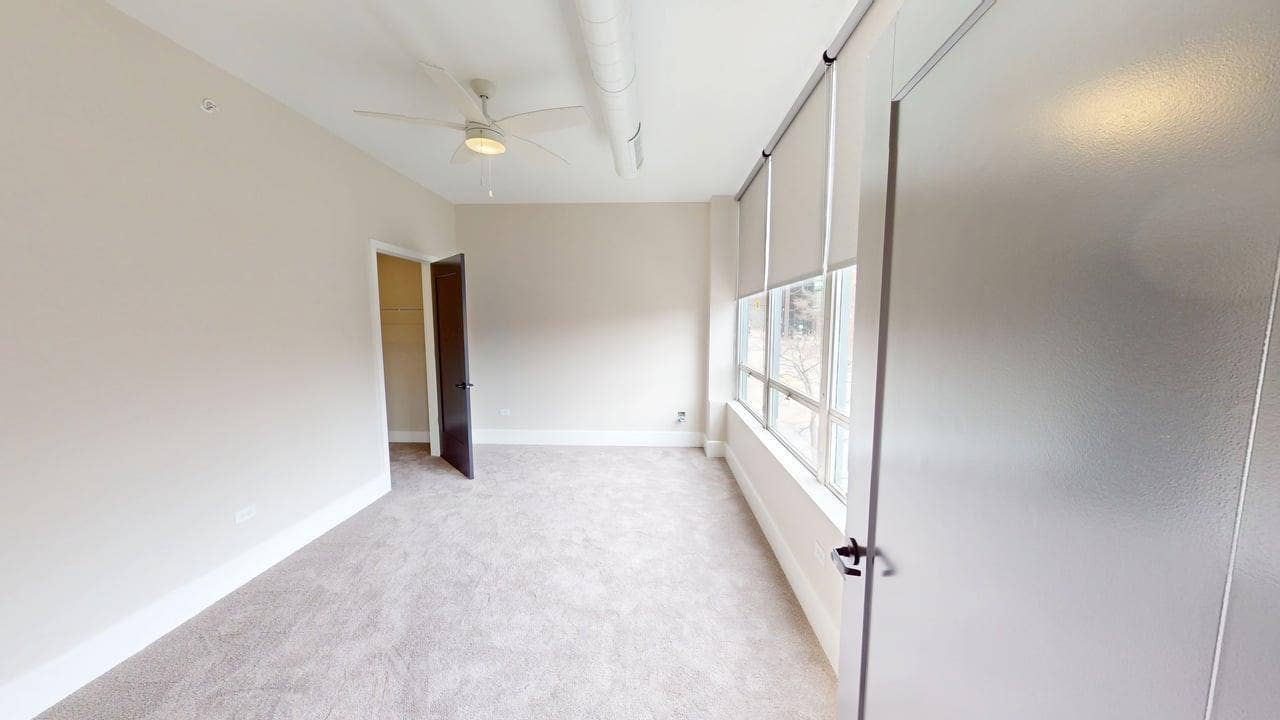 40 DuPage Court, #206, Elgin, IL 60120 40 DuPage Court, #206, Elgin, IL 60120