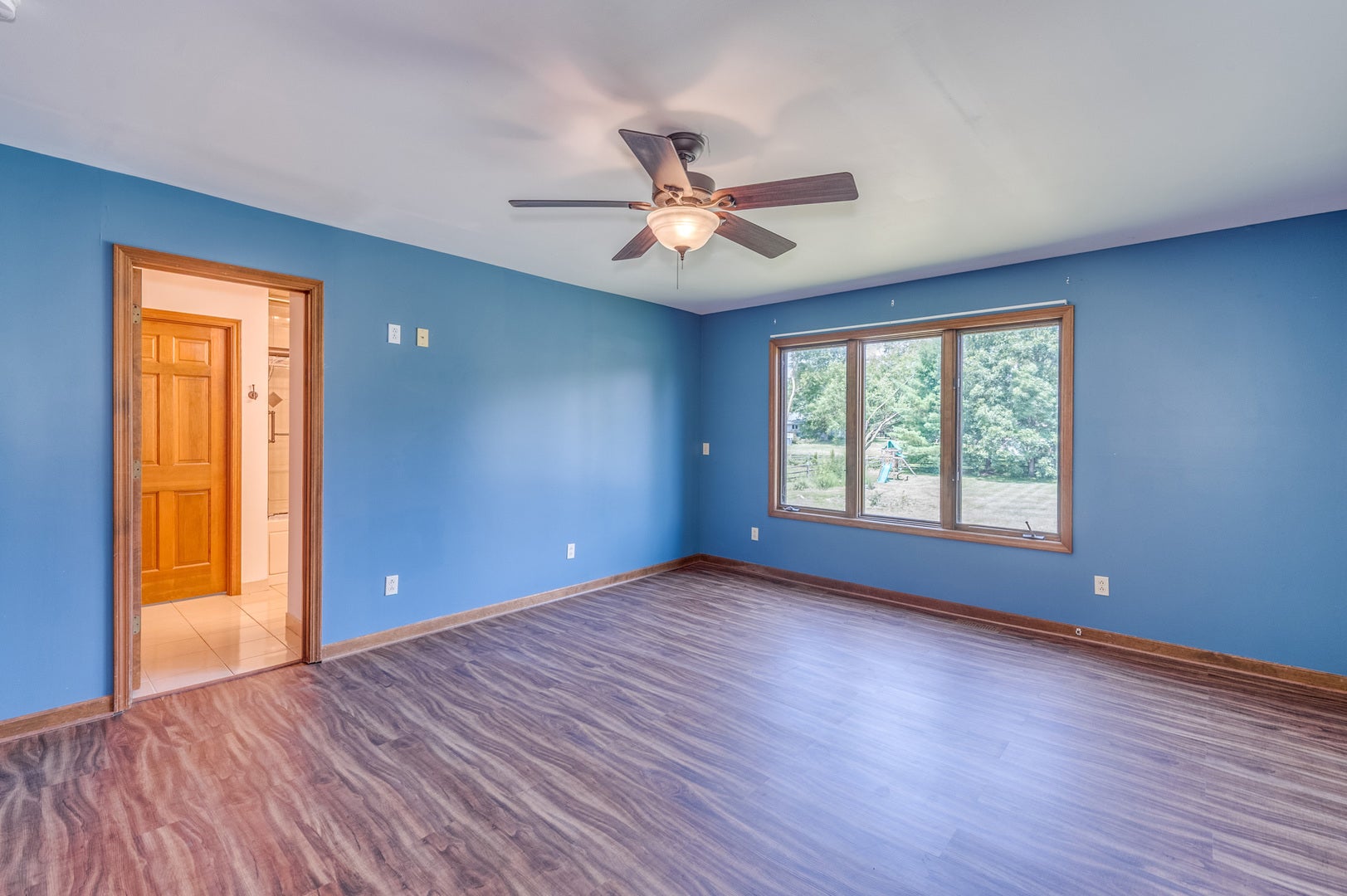 41W700 LENZ Road, Elgin, IL 60124 41W700 LENZ Road, Elgin, IL 60124