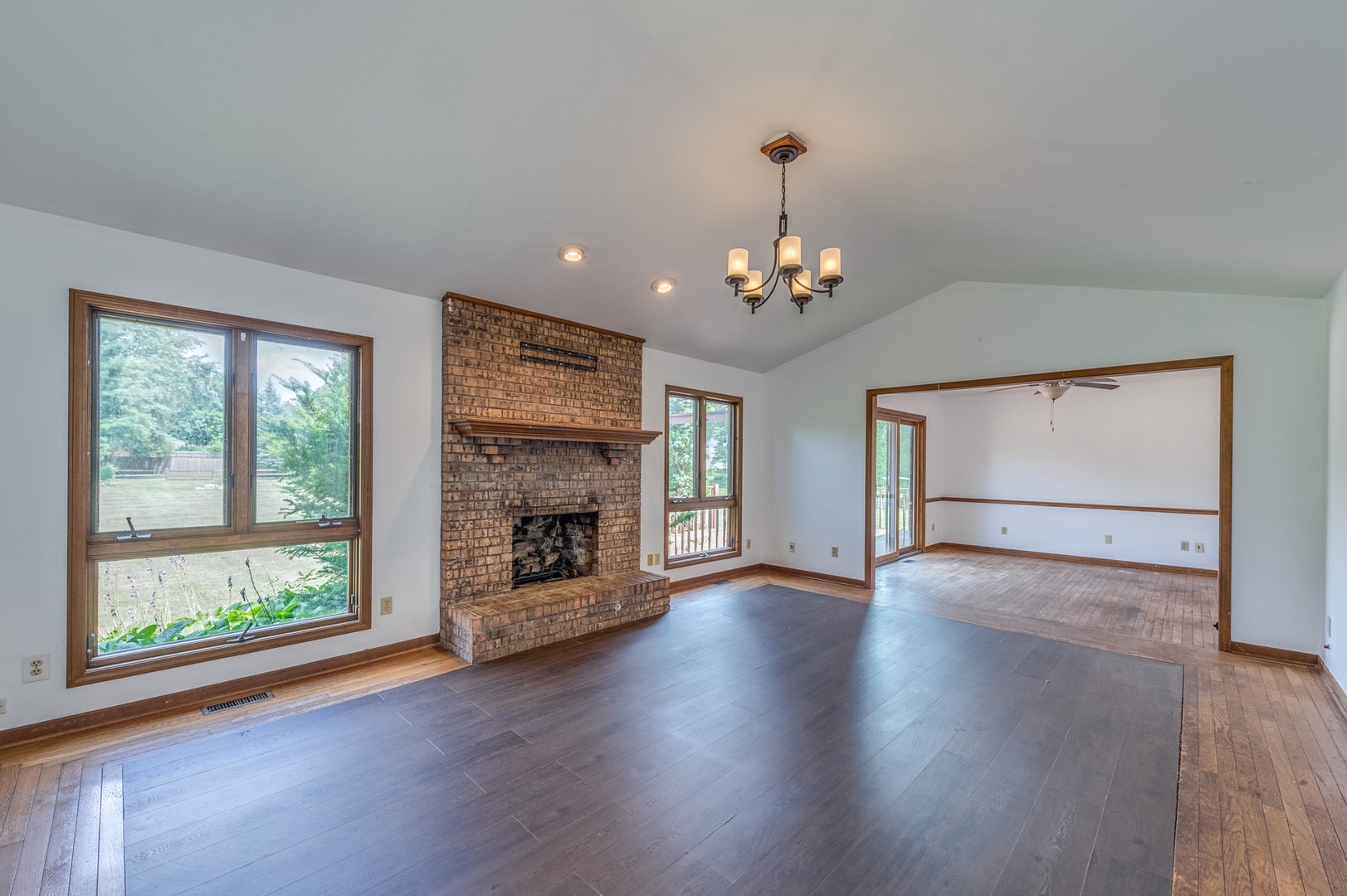41W700 LENZ Road, Elgin, IL 60124 41W700 LENZ Road, Elgin, IL 60124