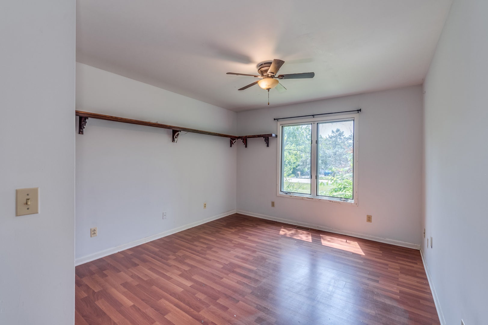 41W700 LENZ Road, Elgin, IL 60124 41W700 LENZ Road, Elgin, IL 60124