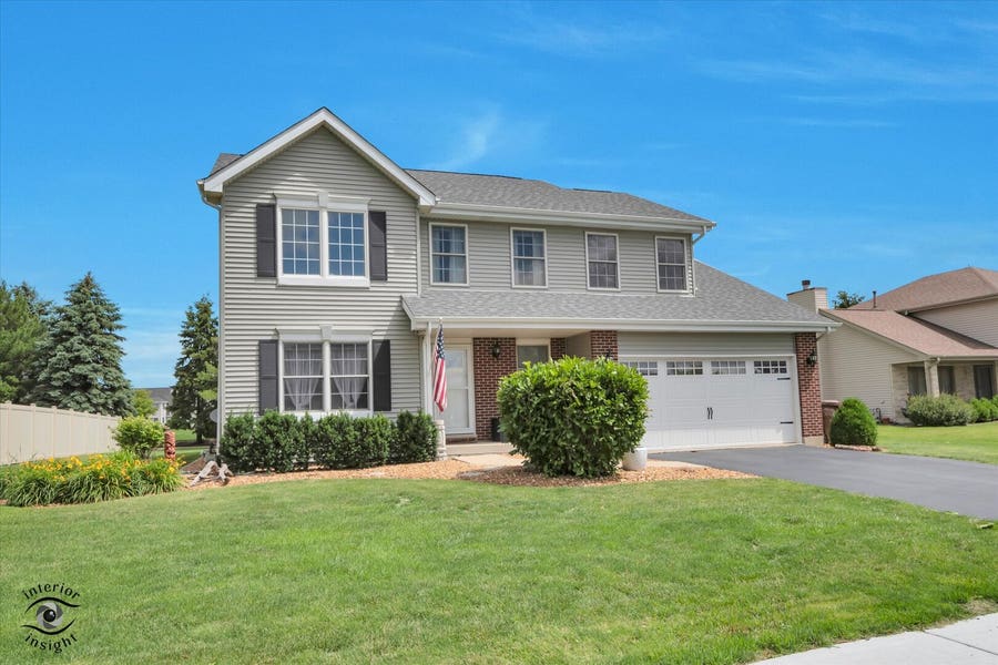 Property photo for 1013 Heron Avenue, Peotone, IL