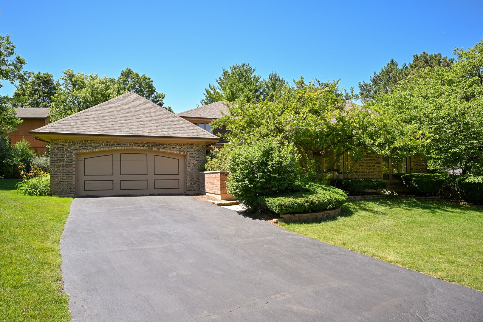 1549 Snowberry Court, Downers Grove, IL 60515 1549 Snowberry Court, Downers Grove, IL 60515