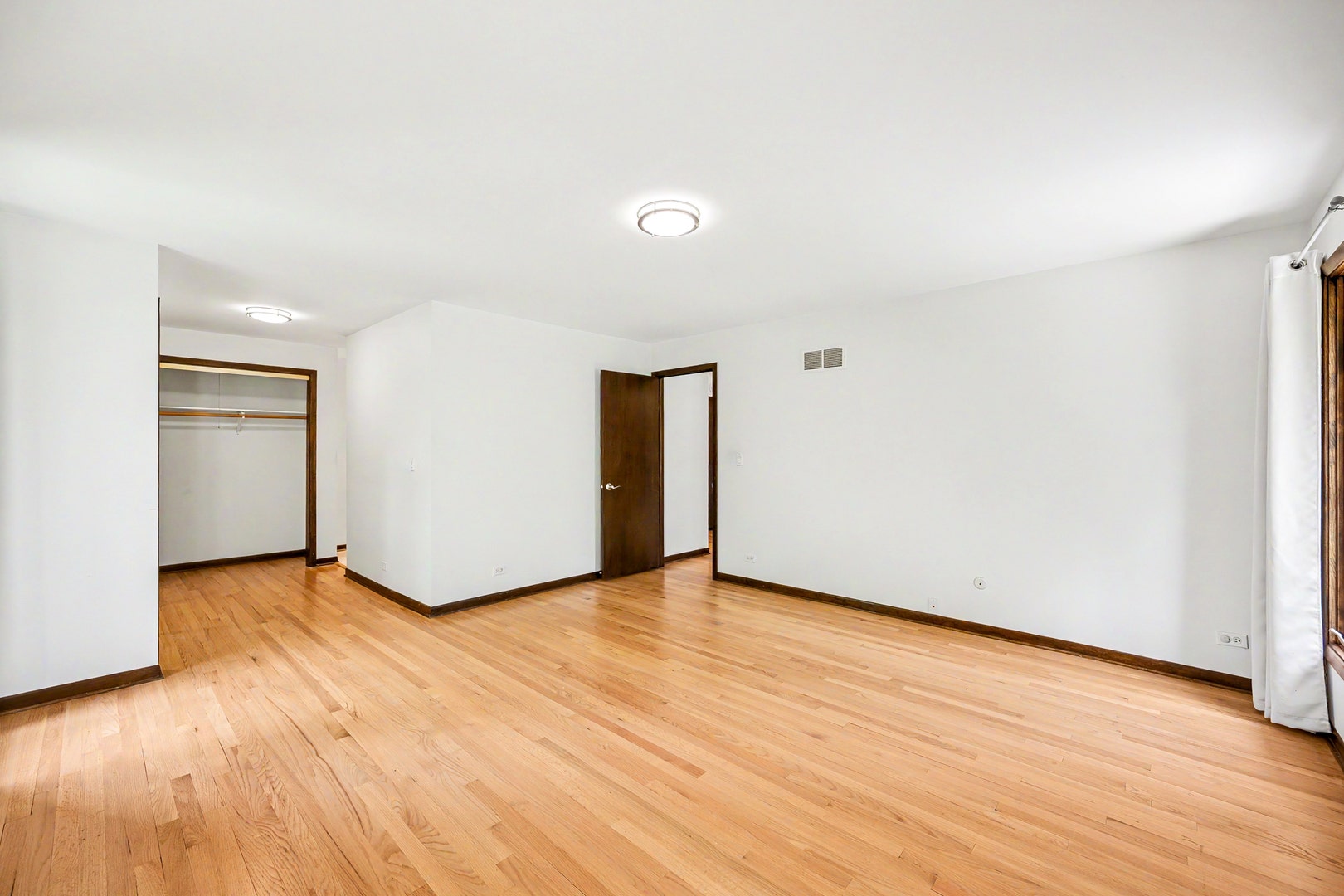 1549 Snowberry Court, Downers Grove, IL 60515 1549 Snowberry Court, Downers Grove, IL 60515
