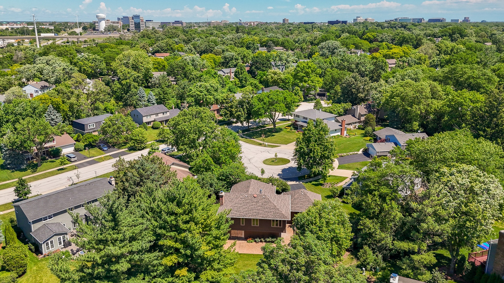 1549 Snowberry Court, Downers Grove, IL 60515 1549 Snowberry Court, Downers Grove, IL 60515