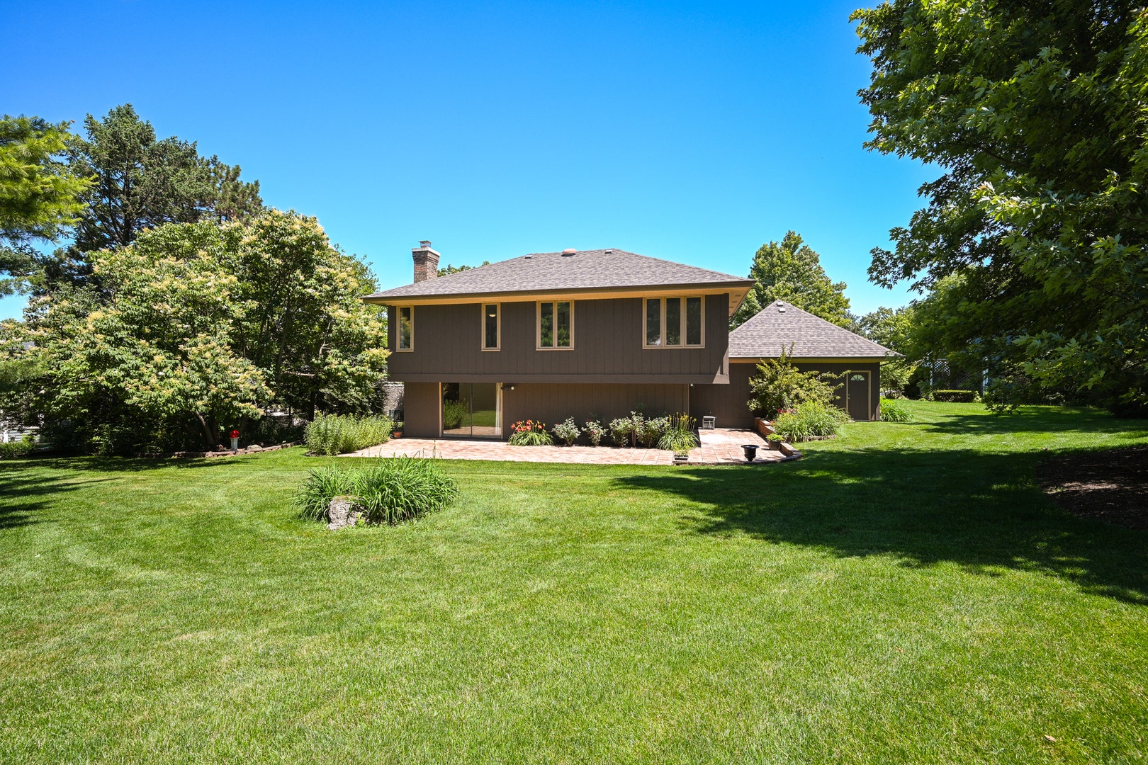 1549 Snowberry Court, Downers Grove, IL 60515 1549 Snowberry Court, Downers Grove, IL 60515
