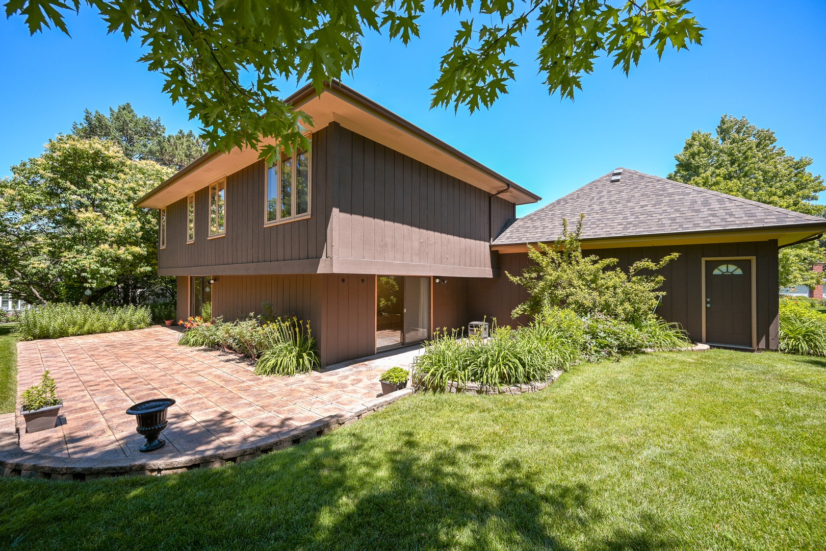 1549 Snowberry Court, Downers Grove, IL 60515 1549 Snowberry Court, Downers Grove, IL 60515