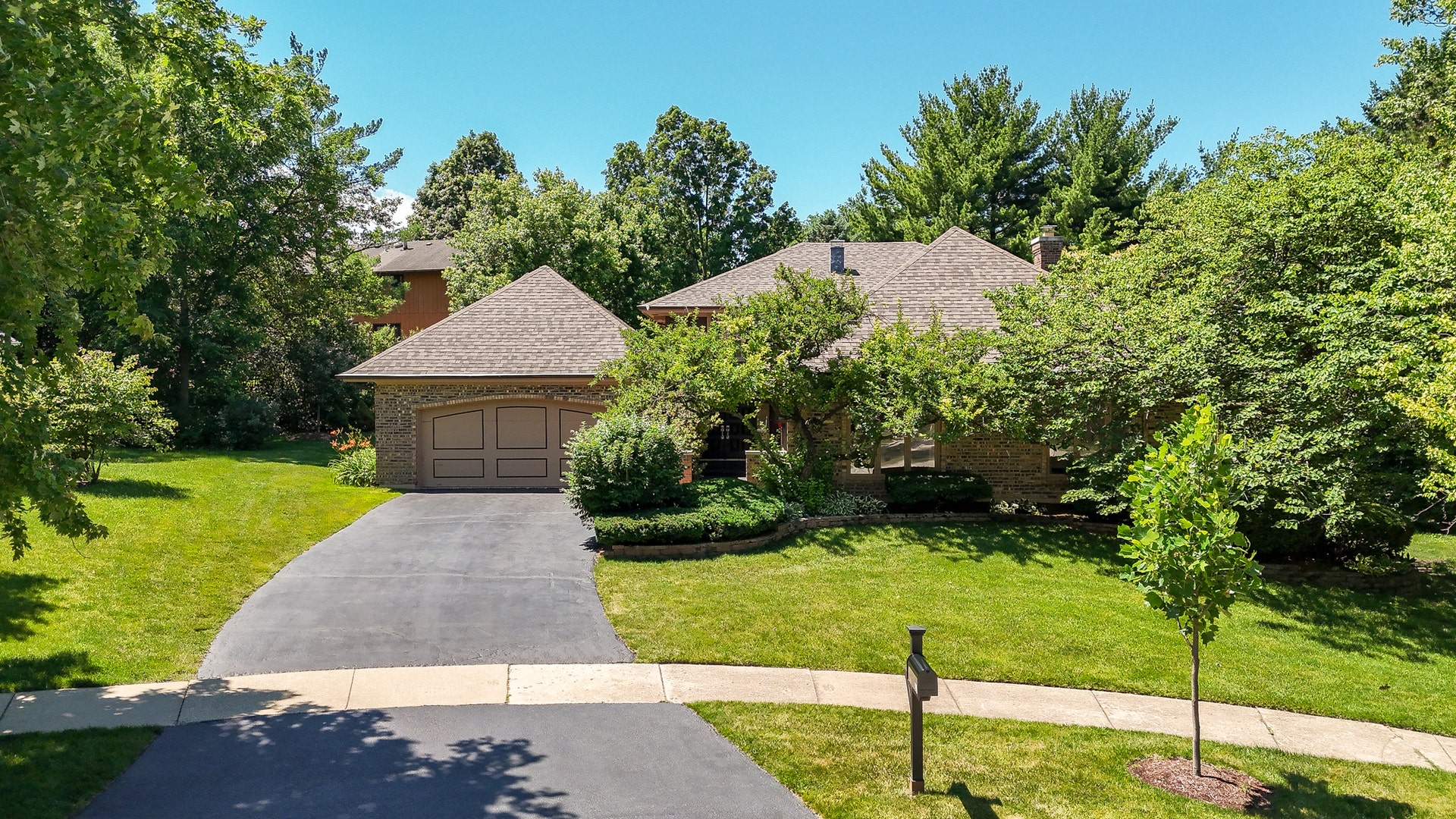 1549 Snowberry Court, Downers Grove, IL 60515 1549 Snowberry Court, Downers Grove, IL 60515