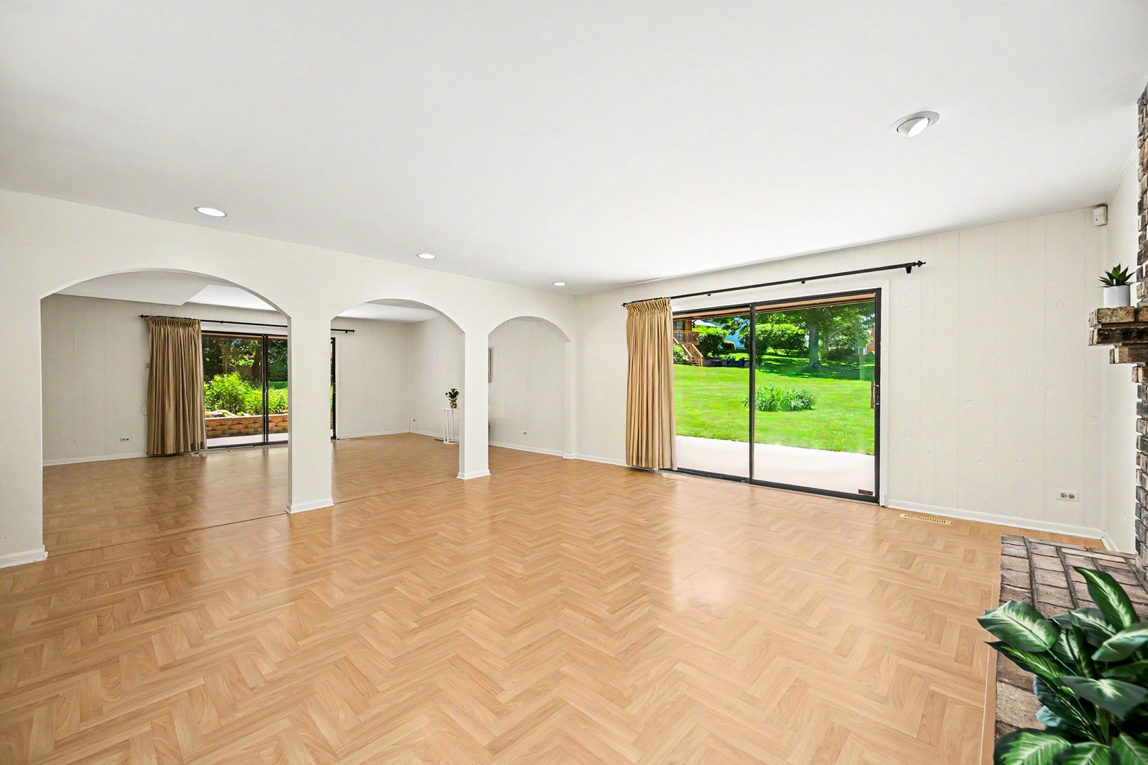 1549 Snowberry Court, Downers Grove, IL 60515 1549 Snowberry Court, Downers Grove, IL 60515