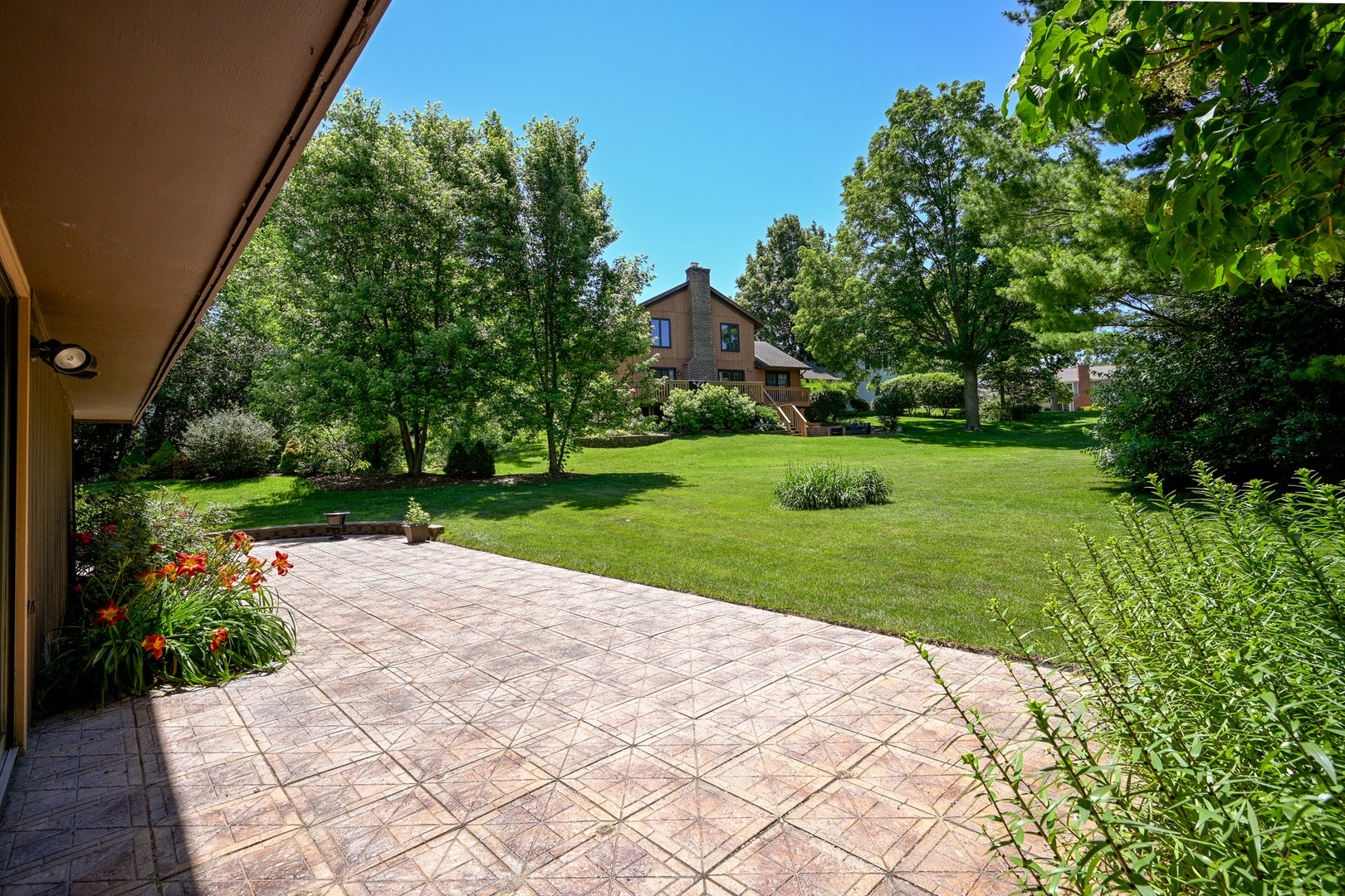 1549 Snowberry Court, Downers Grove, IL 60515 1549 Snowberry Court, Downers Grove, IL 60515