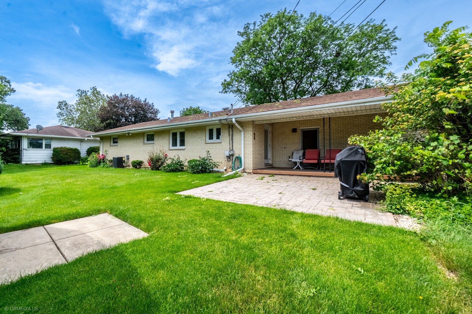 835 Scott Drive, Elgin, IL 60123 835 Scott Drive, Elgin, IL 60123