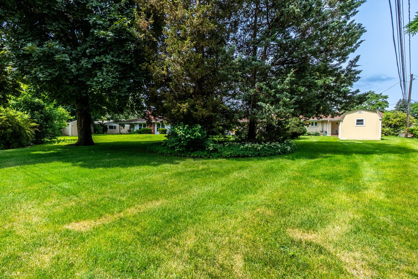 835 Scott Drive, Elgin, IL 60123 835 Scott Drive, Elgin, IL 60123