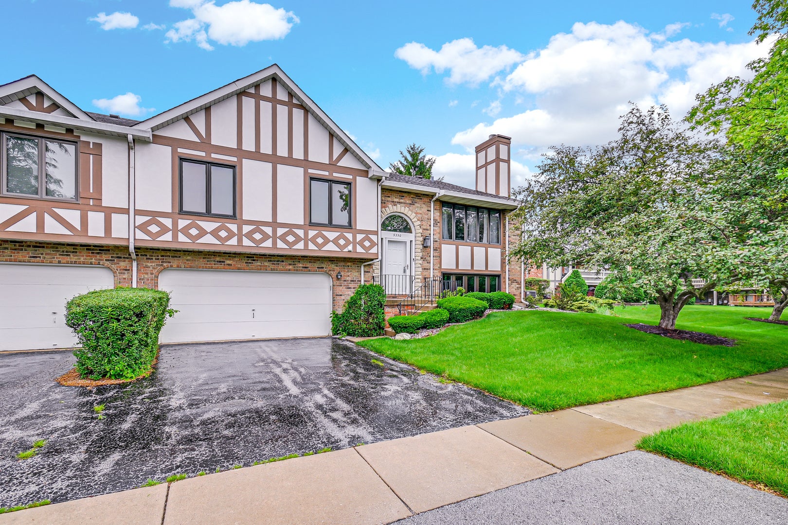 9350 Windsor Parkway, Tinley Park, IL 60487 9350 Windsor Parkway, Tinley Park, IL 60487