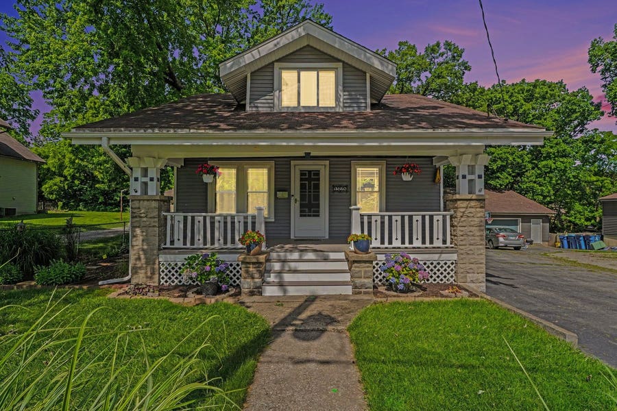 Property photo for 1328 Benton Street, Crete, IL