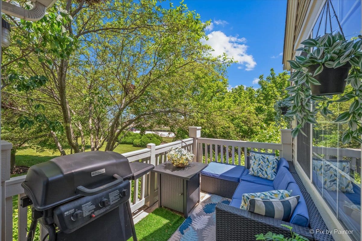 2433 Daybreak Court, #2433, Elgin, IL 60123 2433 Daybreak Court, #2433, Elgin, IL 60123