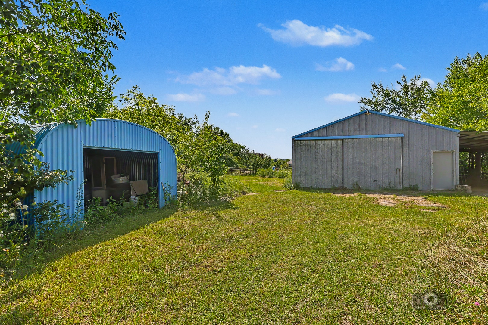 16624 S Parker Road, Homer Glen, IL 60491 Additional aluminum shed near Barn