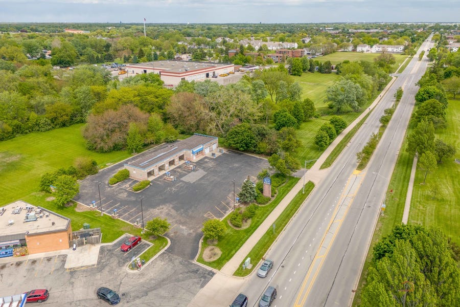 Property photo for 450 LILY CACHE Lane, Bolingbrook, IL