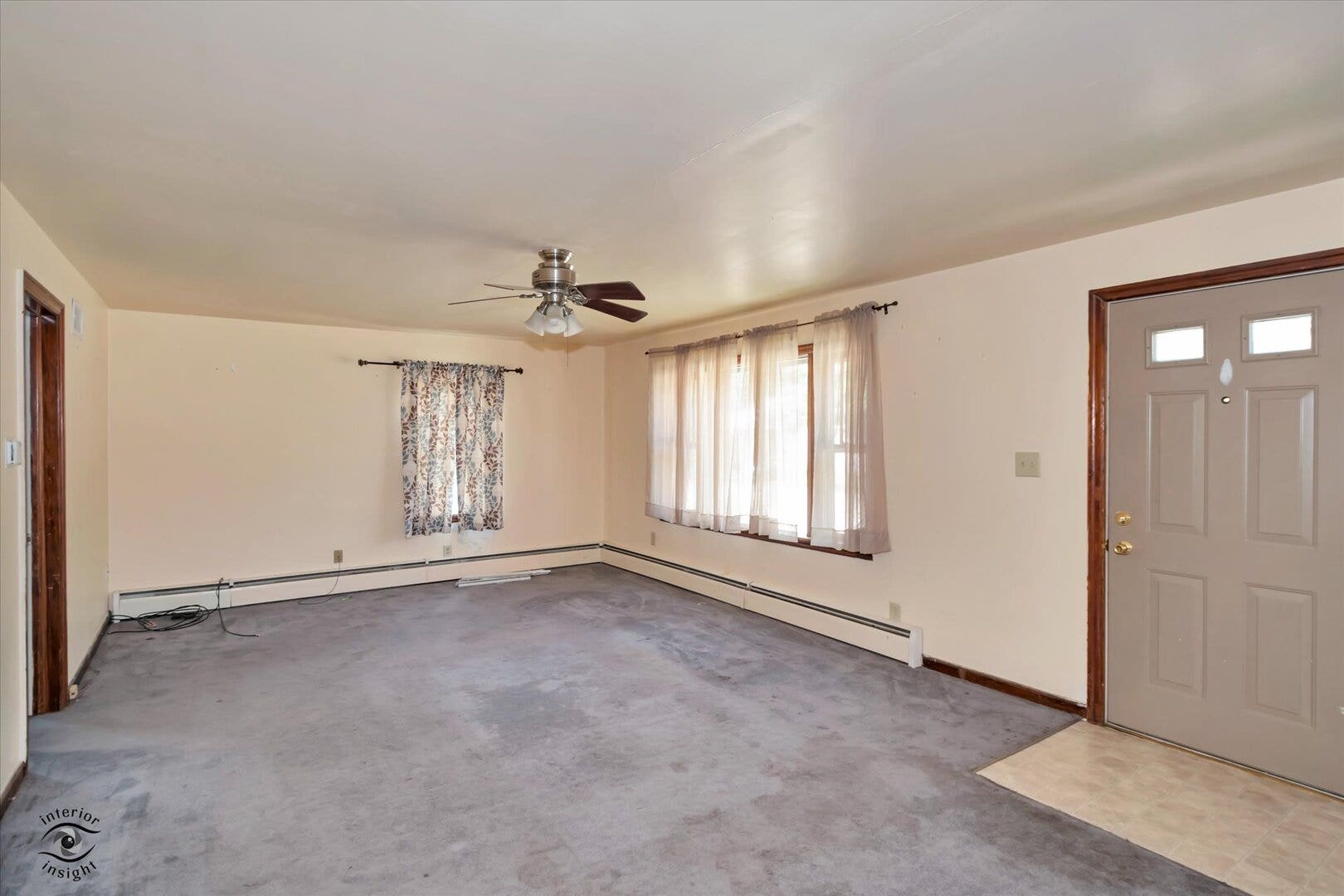 219, 219 1/2 W. Main Street, Braidwood, IL 60408