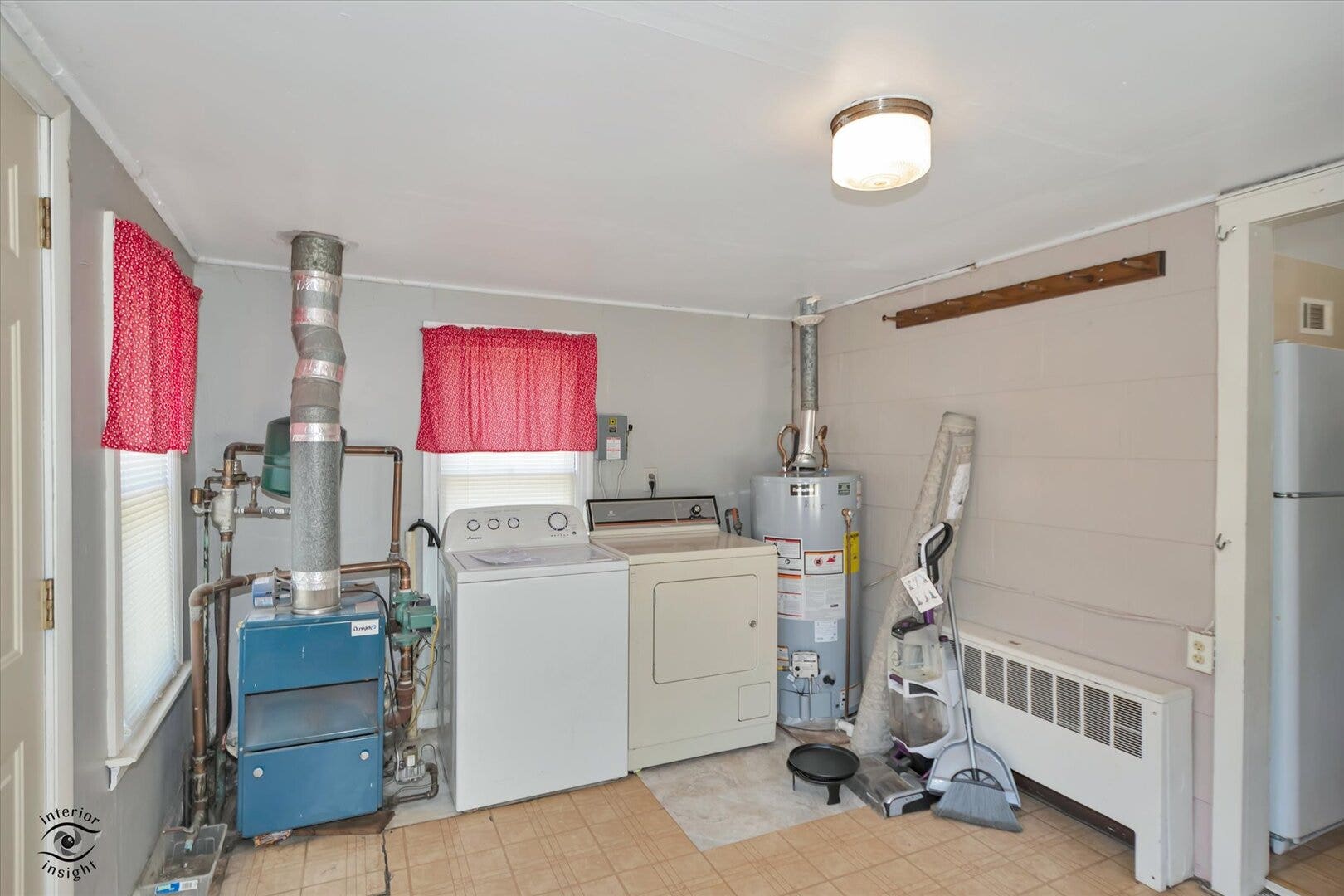 219, 219 1/2 W. Main Street, Braidwood, IL 60408