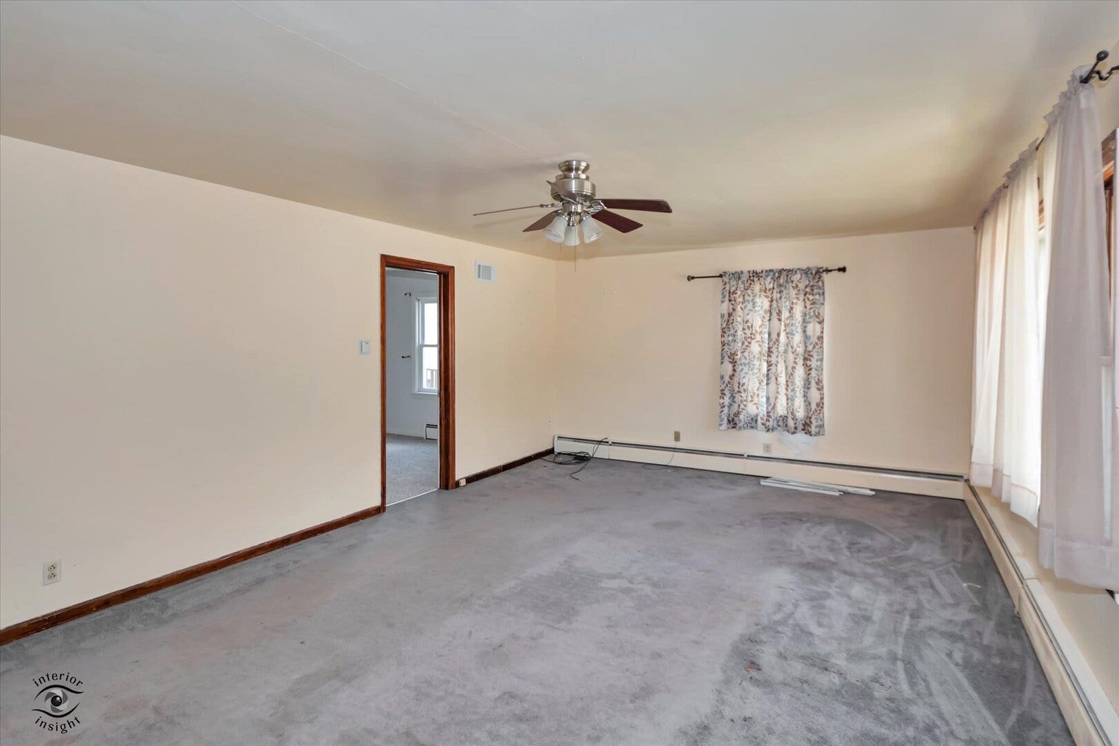 219, 219 1/2 W. Main Street, Braidwood, IL 60408