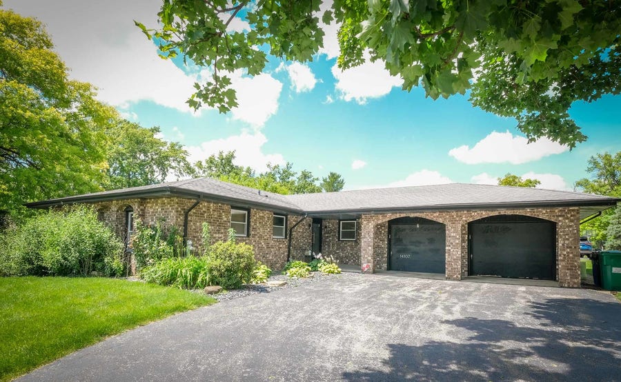 Property photo for 14107 S Cherokee Trail, Homer Glen, IL
